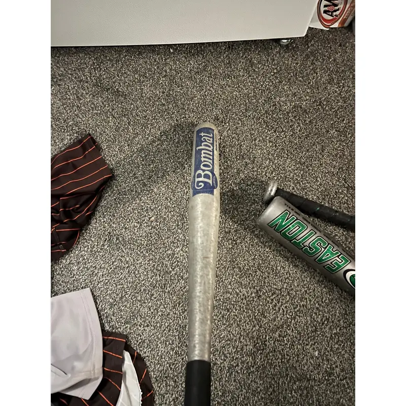 Used    29" Unknown Brand Custom Bat