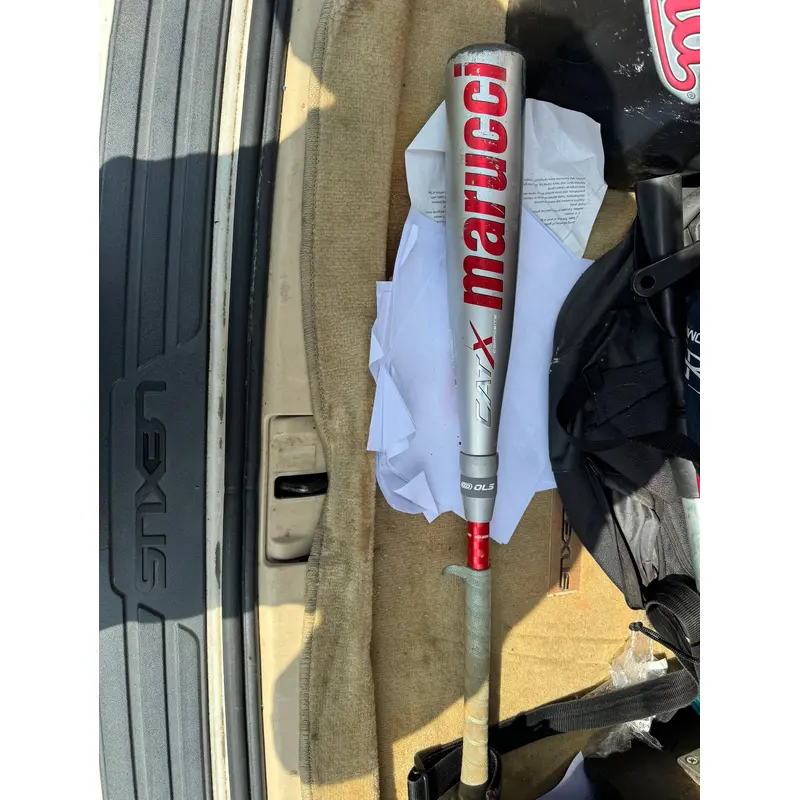 Used  Marucci USSSA Certified Composite 18 oz 28" CAT X Bat