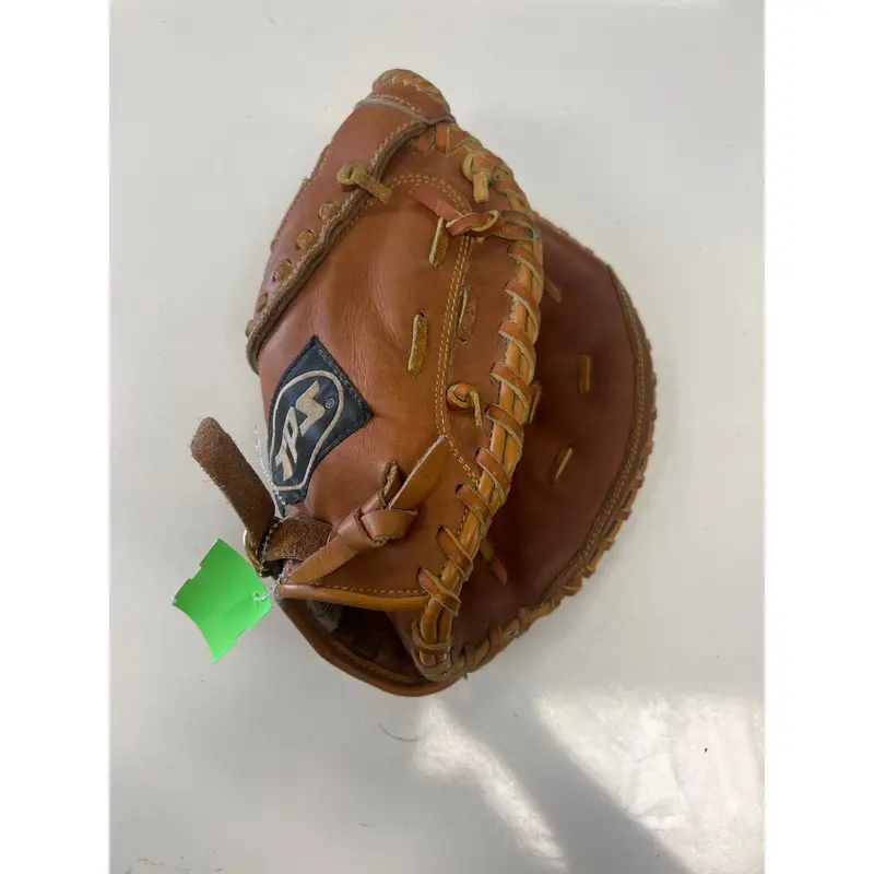 Catcher's Louisville Slugger RH Baseball Glove 32" (Used)