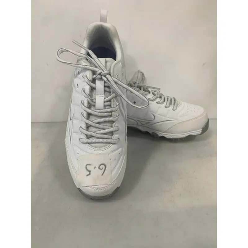 Used Mizuno METAL CLEAT Senior 6.5 Baseball and Softball Cleats 11727-S000180080