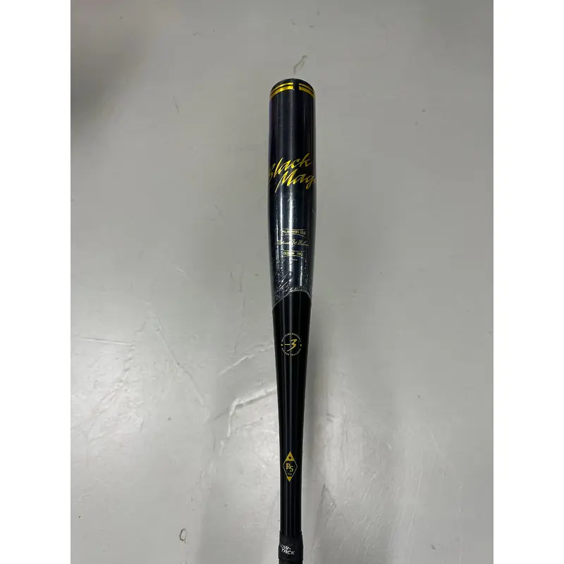 New 2023 Easton Black Magic BBCOR Certified Bat (-3) 30 oz 33"