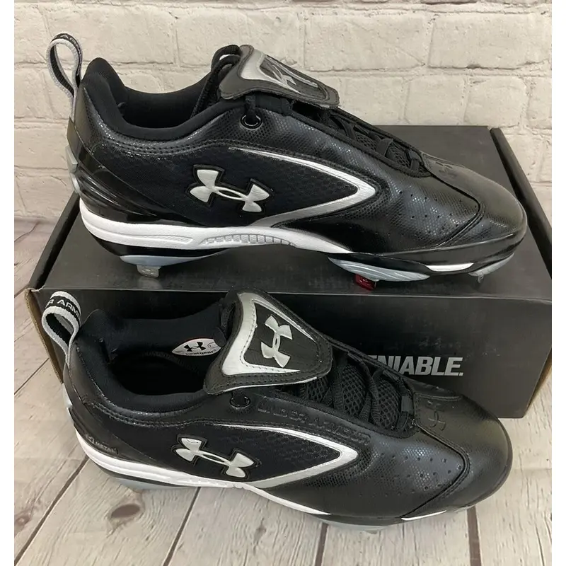 Under Armour 1097002-001 Metal Bomber Low ST Mens Baseball Cleats Black Silver 9