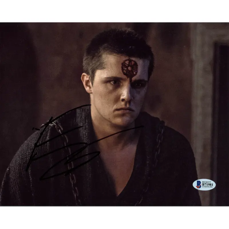 Eugene Simon Game Of Thrones Authentic Signed 8X10 Photo Autographed BAS #B71981
