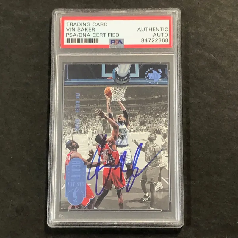 1997 Upper Deck #52 Vin Baker Signed Card PSA/DNA Slabbed Bucks
