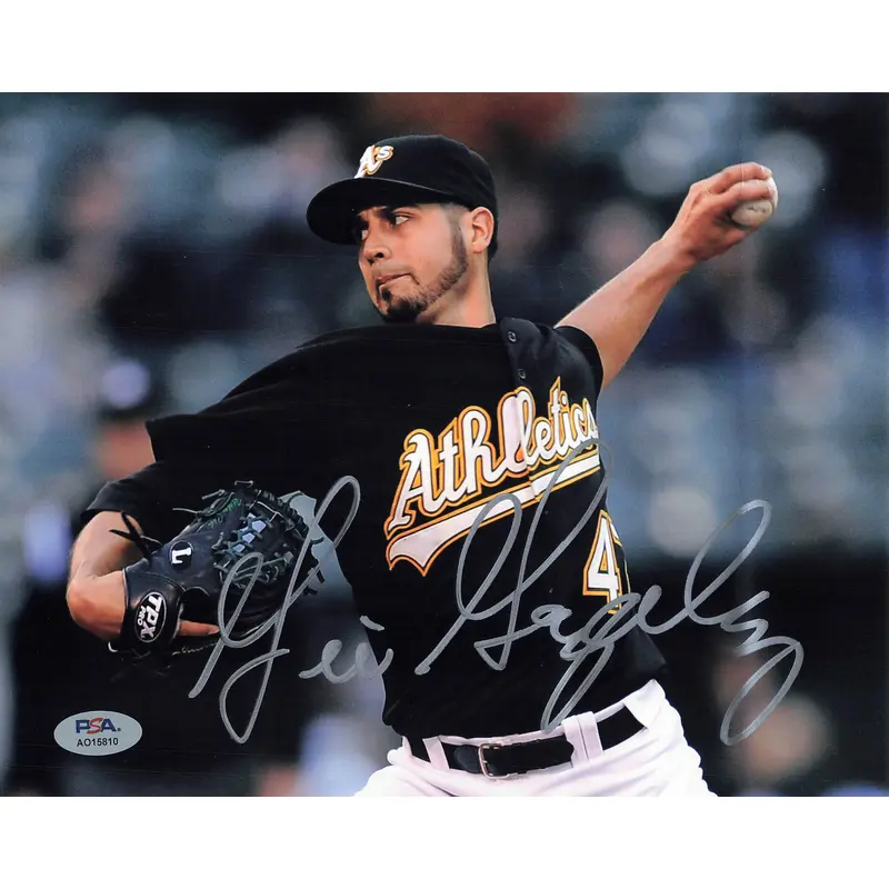 GIO GONZALEZ signed 8x10 photo PSA/DNA Athletics Autographed