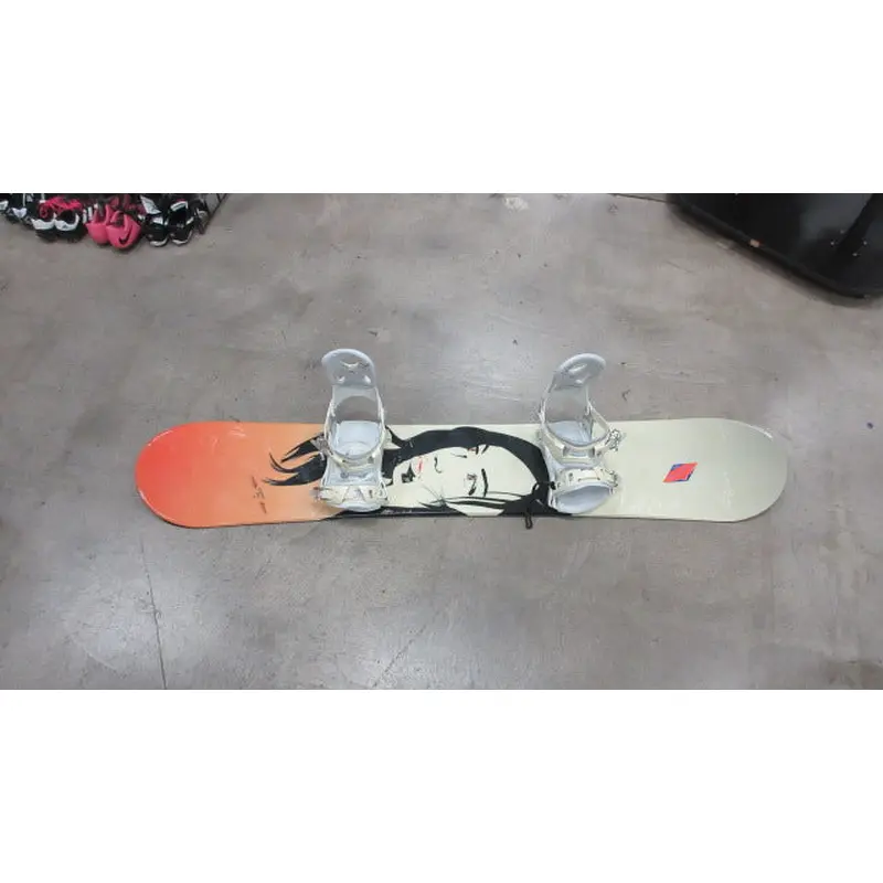Used M3 Bedroom Eyes 153cm Snowboard W/ Lamar Bindings - DECK HAS WEAR