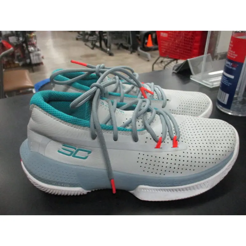 Used Under Armour 3C Basketball Shoes Size 4.5