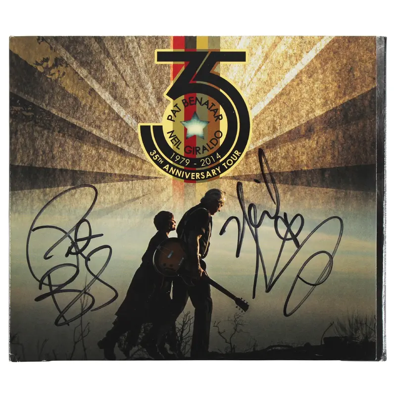 Pat Benatar & Neil Giraldo Signed 1979-2014 35th Ann Tour Cd Cover BAS #BG83272