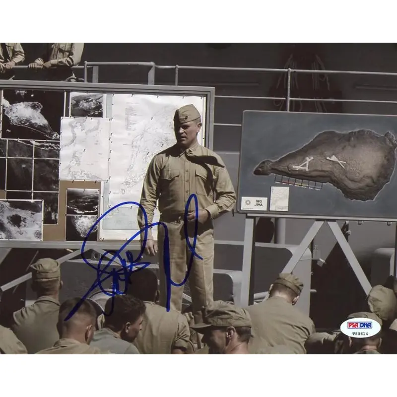 Neil Mcdonough Captain America Signed Authentic 8X10 Photo PSA/DNA #T50614