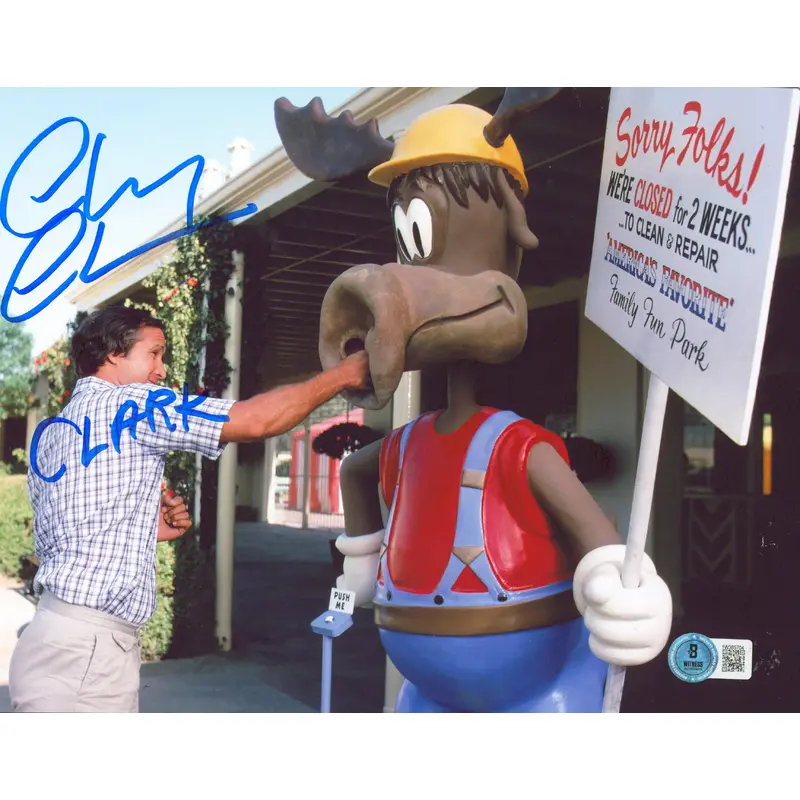 Chevy Chase Vacation "Clark" Authentic Signed 8x10 Photo BAS #1W385704