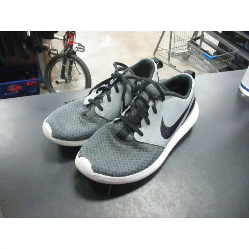 Used Nike Golf Shoes Size 6
