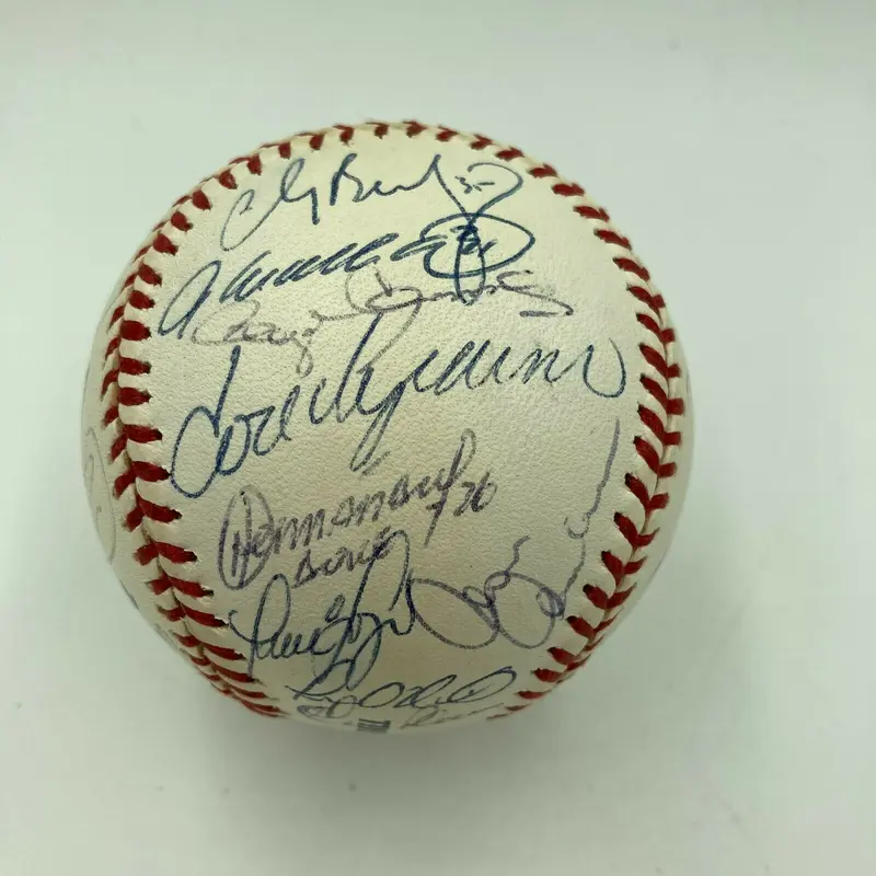 2000 New York Yankees Team Signed Baseball Derek Jeter Mariano Rivera Beckett