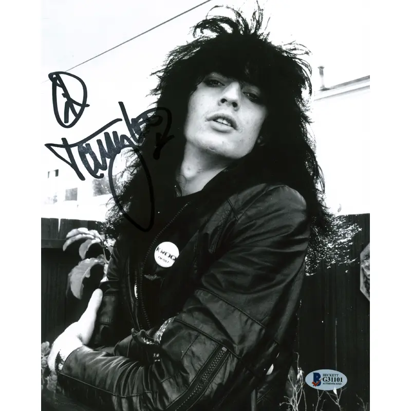 Tommy Lee Motley Crue Authentic Signed 8x10 Photo Autographed BAS #G31101