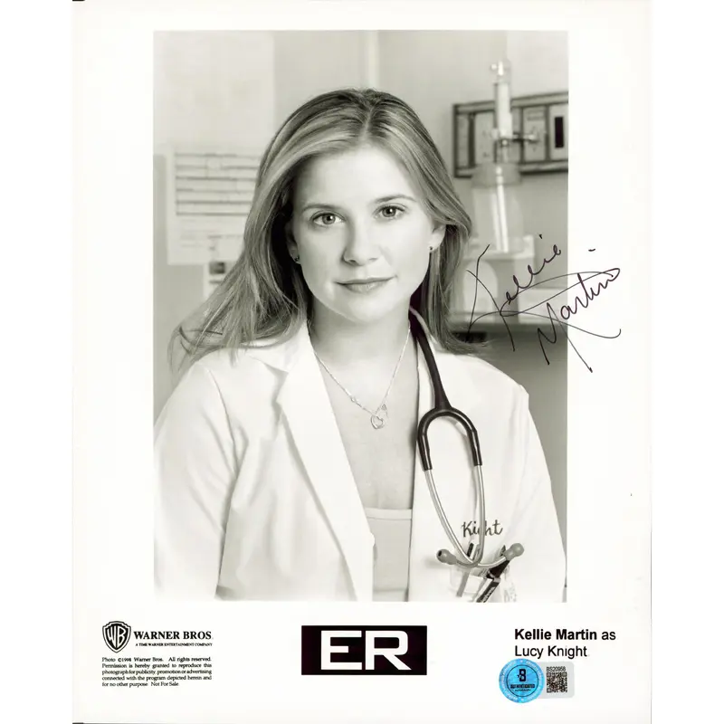 Kellie Martin ER Authentic Signed 8x10 Vertical Photo Autographed BAS #BS20958