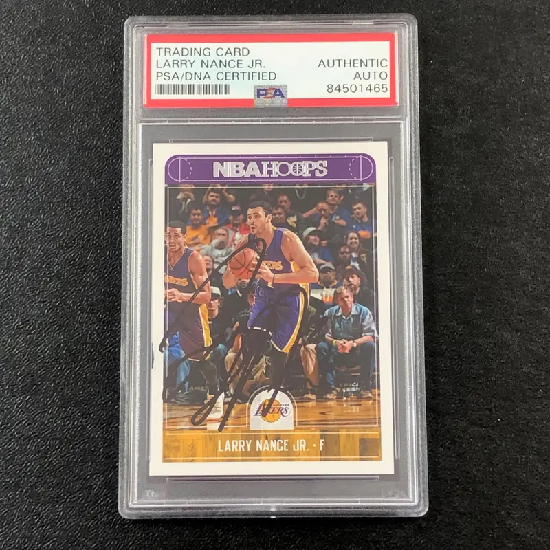 2017-18 NBA Hoops #114 Larry Nance Jr. Signed Card AUTO PSA Slabbed Lakers