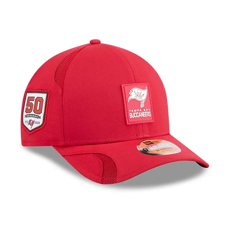Tampa Bay Buccaneers NFL Sideline 2025 Red 9FORTY M-Crown Adjustable Cap