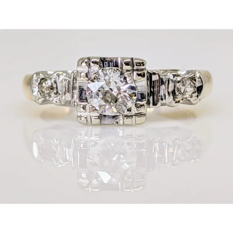 14K .33 CARAT TOTAL WEIGHT SI2 I DIAMOND ROUND (3) BOX HEAD ESTATE RING 2.3 GRAMS