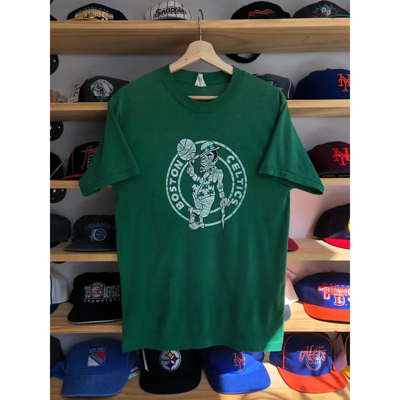Vintage 80s Boston Celtics Tee Size M/L