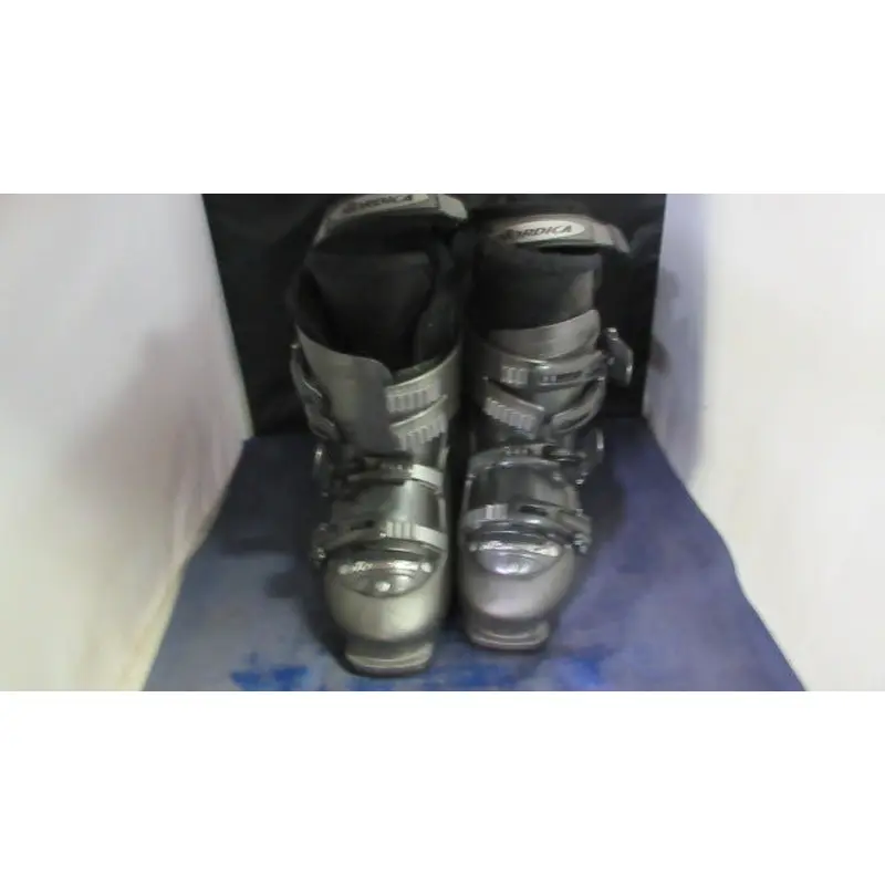Used Nordica T3.1W Size 8 Womens Downhill Ski Boots