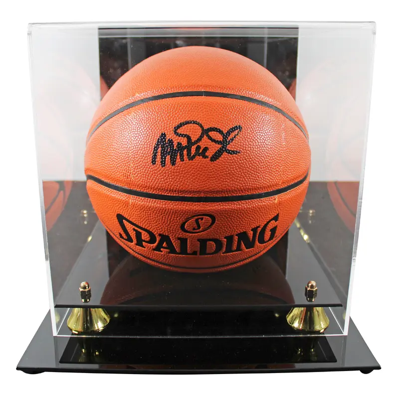 Lakers Magic Johnson Signed Spalding Basketball w/ Black Sig w/ Case BAS Wit