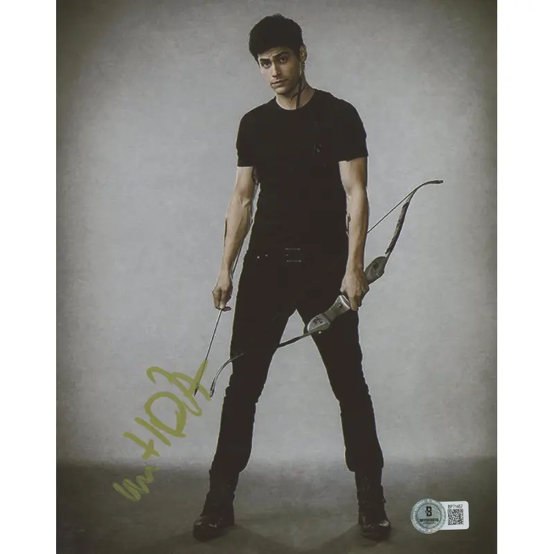 Matthew Daddario Shadowhunters Authentic Signed 8x10 Photo BAS #BP71457