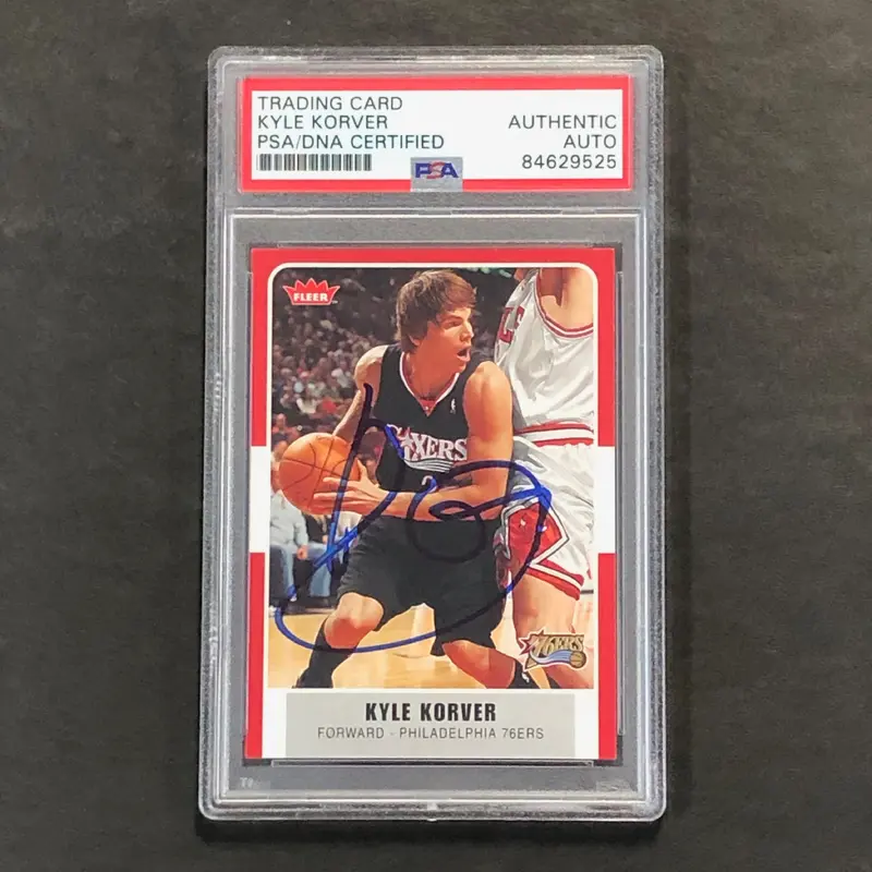 2007-08 Fleer Basketball #63 Kyle Korver Signed Card AUTO PSA Slabbed Hawks