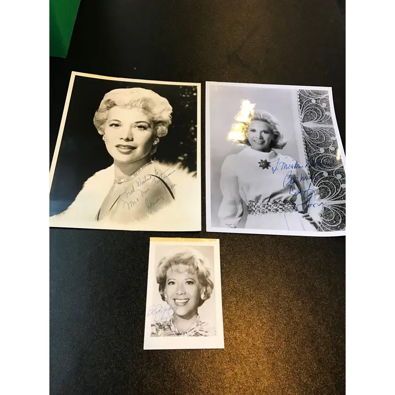 Lot Of (6) Vintage 1960's Dinah Shore Signed Original Photo & Letters