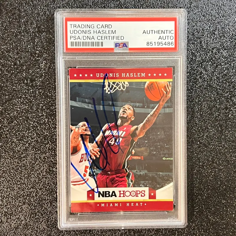 2012-13 Panini NBA Hoops #161 Udonis Haslem signed AUTO Card PSA/DNA Slabbed Heat