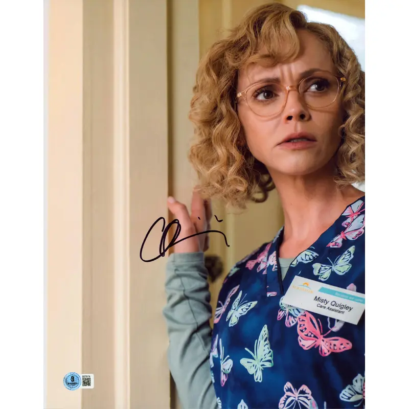Christina Ricci Yellowjackets Authentic Signed 11x14 Vertical Photo BAS #BS78174