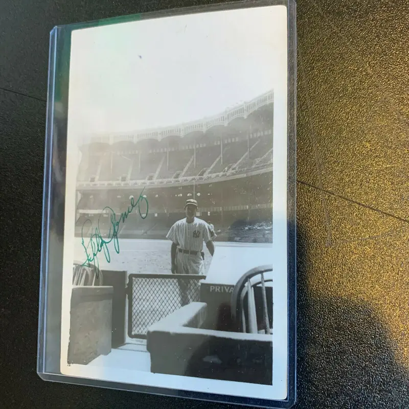 Lefty Gomez Signed Original 1940's Photo Snapshot New York Yankees JSA Sticker