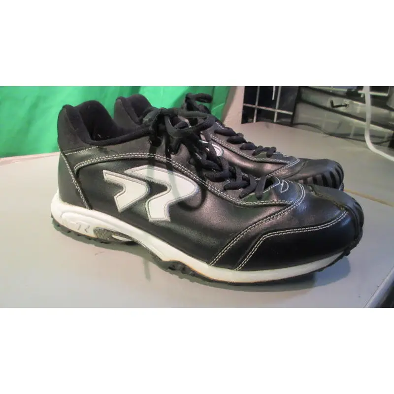 Used Ringor Women's 11.5 Flite Softball Turf Cleats W/ Pitchers Toe