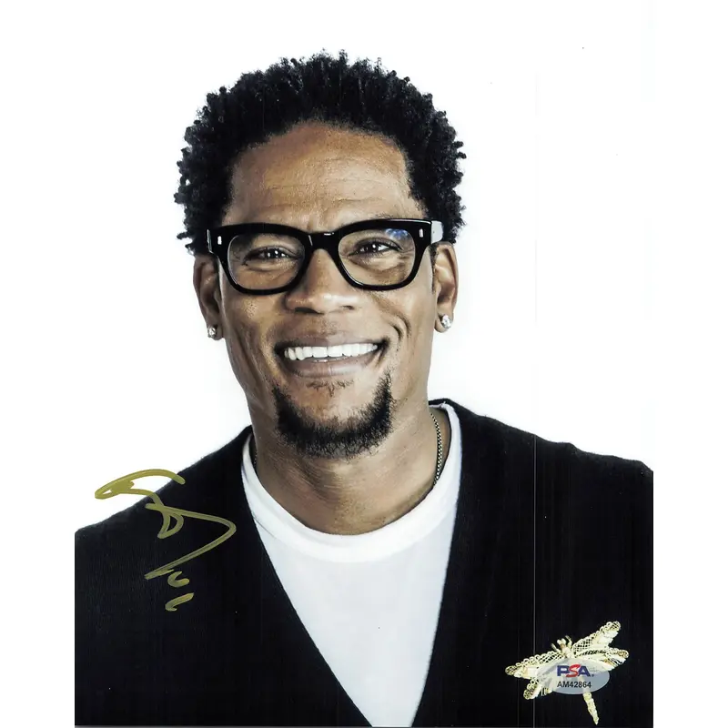 D.L. HUGHLEY signed 8x10 photo PSA/DNA Autographed