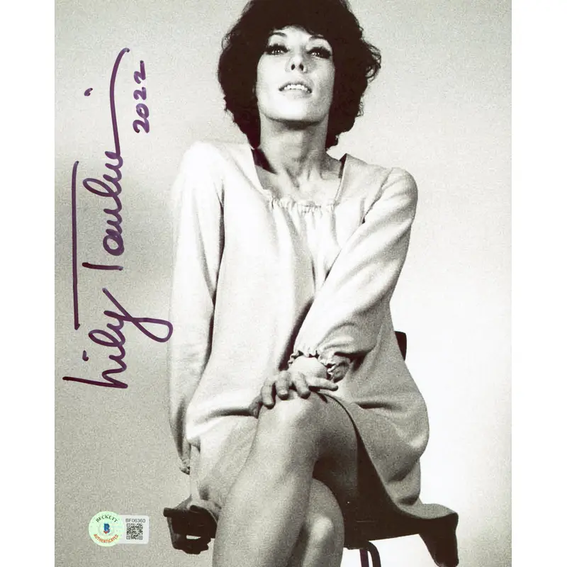 Lily Tomlin 9 to 5 "2022" Authentic Signed 8x10 Photo Autographed BAS #BF06360