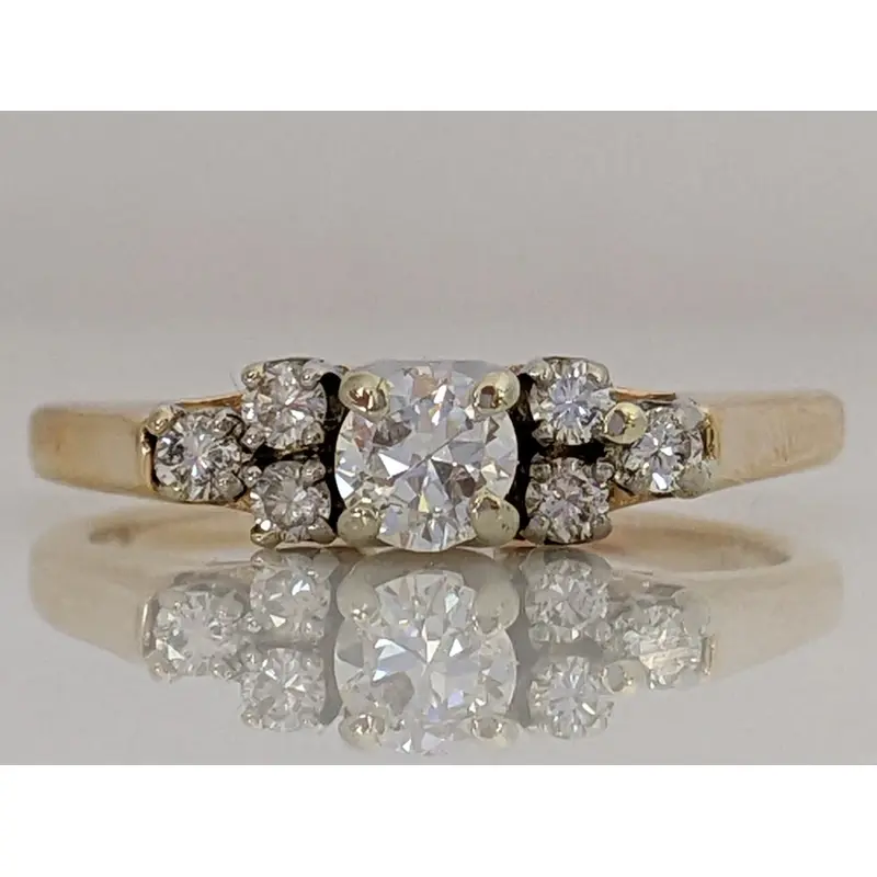 14K .36 CARAT TOTAL WEIGHT I1 H DIAMOND ROUND (7) ESTATE RING 2.6 GRAMS